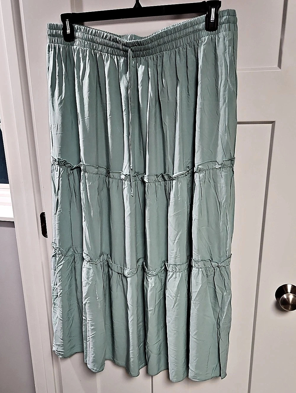 ZARA Tiered Maxi Skirt in Green Size Large NWT